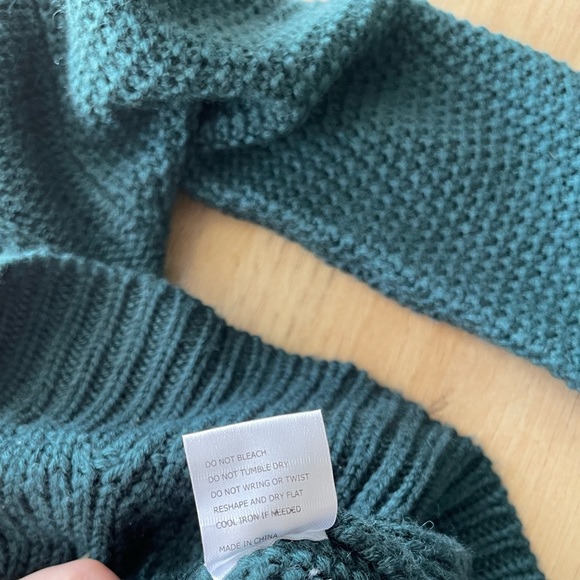 ROOLEE sweater - Size M - Emerald Green - Picture 16 of 16